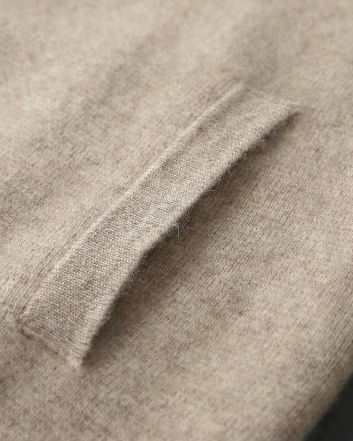 Pure Extra-Fine Merino Wool Sand Falconi Set
