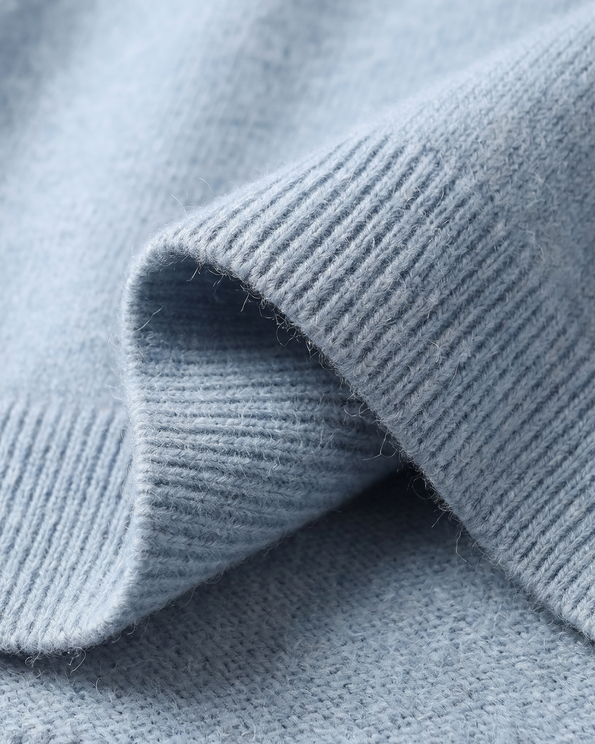 Pure Extra-Fine Merino Wool Light Blue Luzzo Set