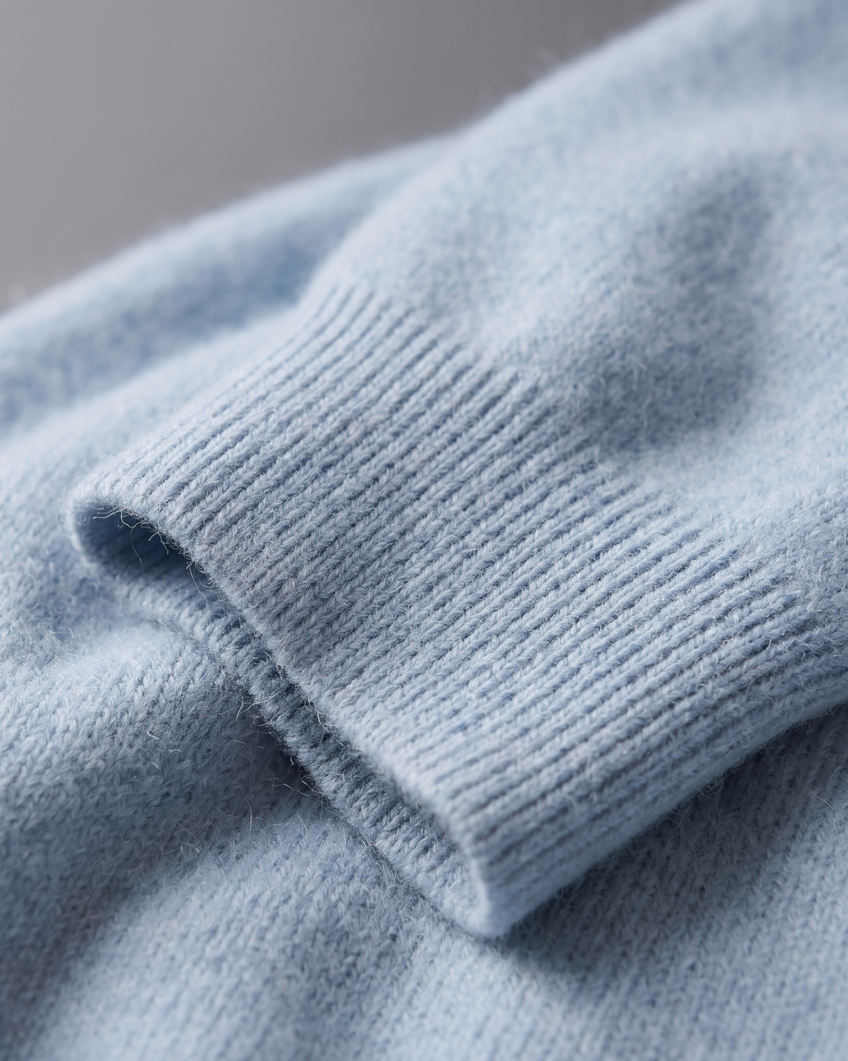 Pure Extra-Fine Merino Wool Light Blue Luzzo Set
