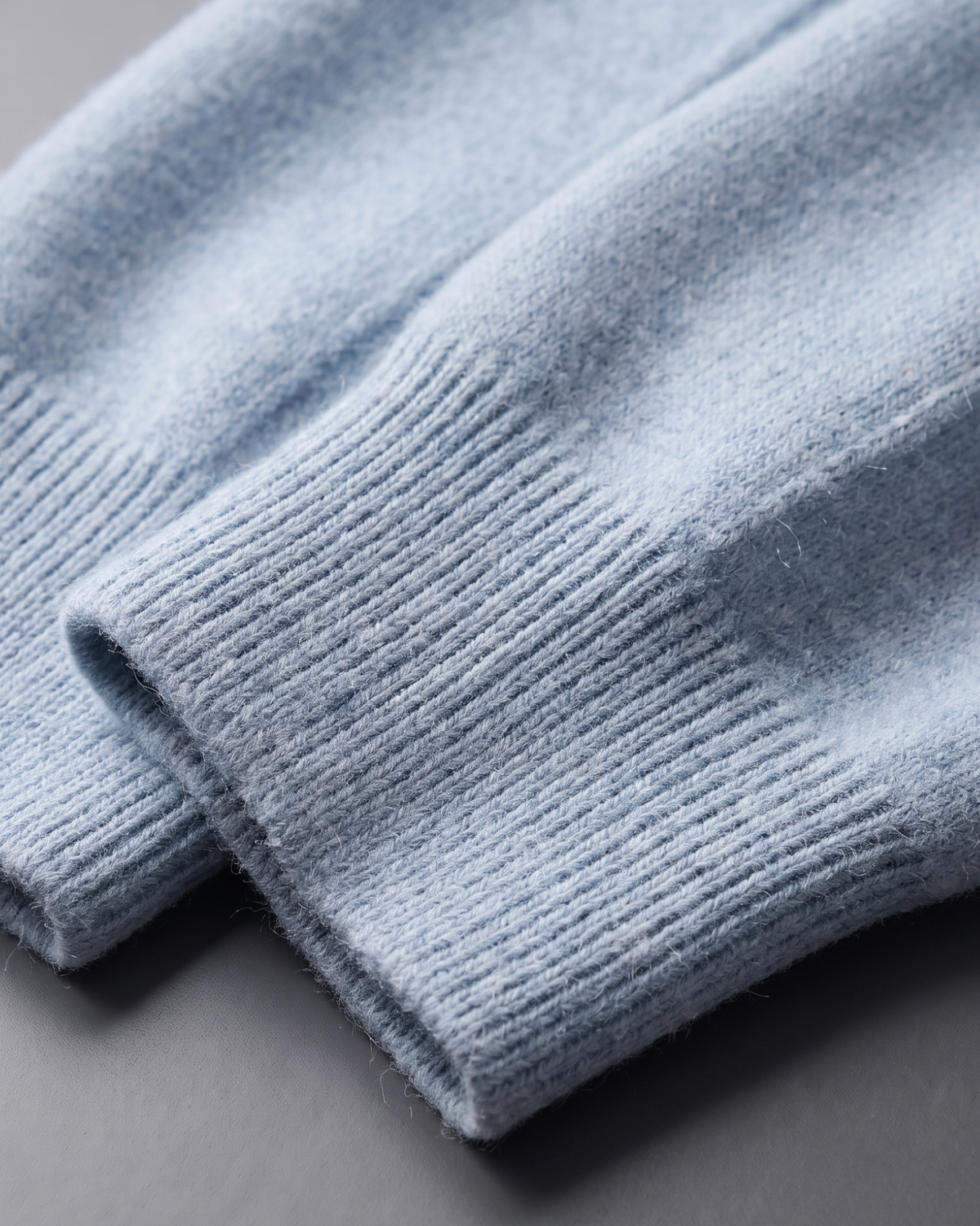 Pure Extra-Fine Merino Wool Light Blue Luzzo Set